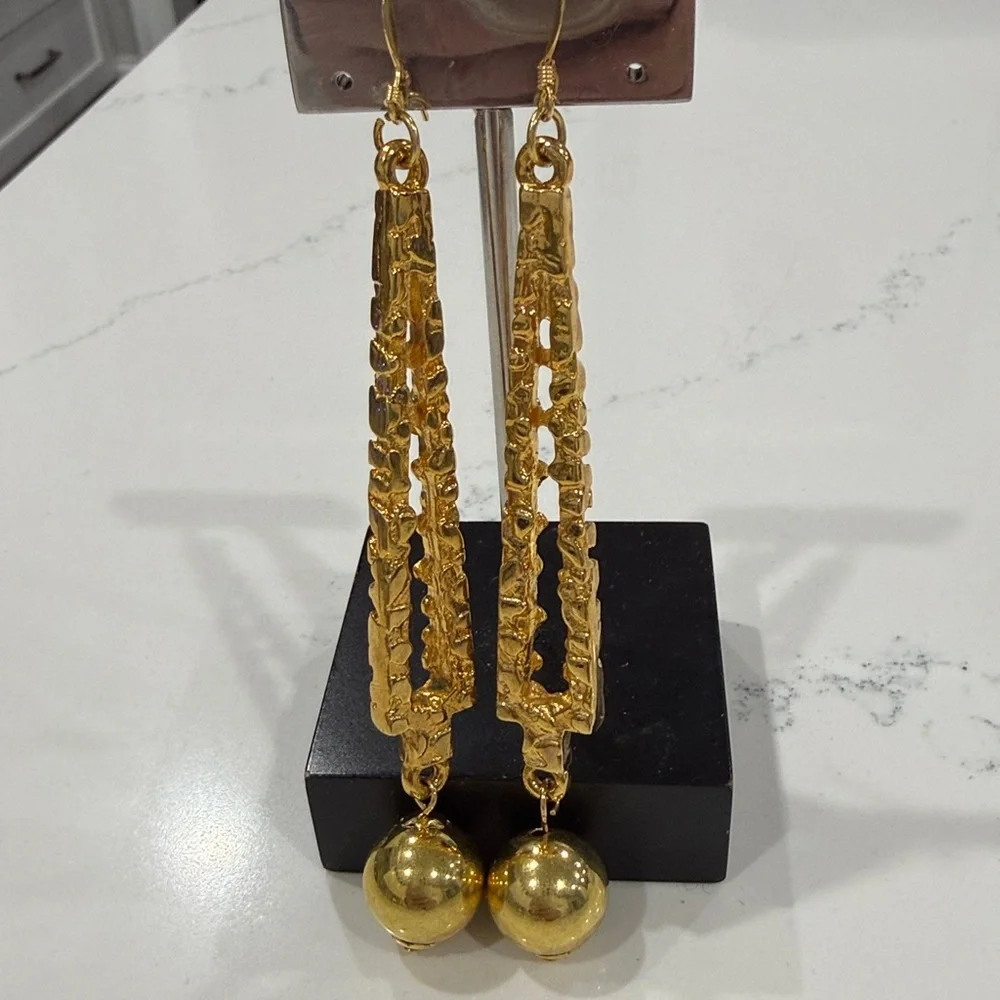 Kenneth Jat Lane NEW textured ball drop earrings Mfg$60 - Picture 3 of 4